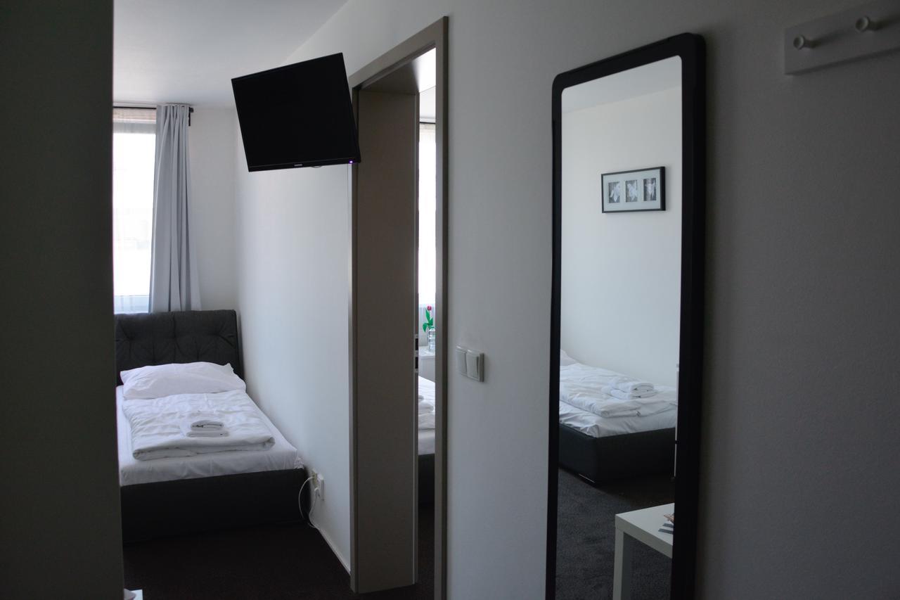 Hotel Harfa プラハ エクステリア 写真