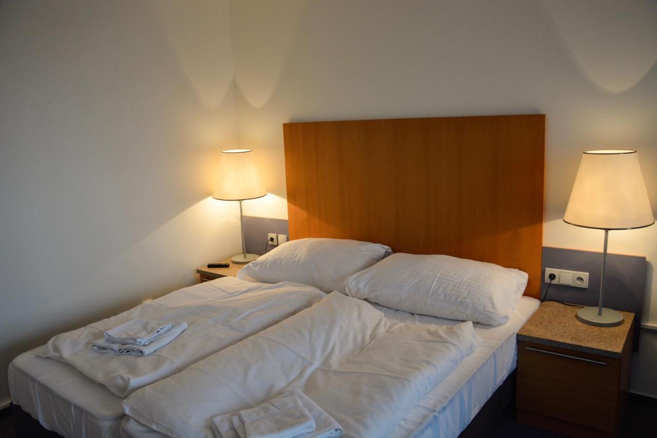 Hotel Harfa プラハ エクステリア 写真